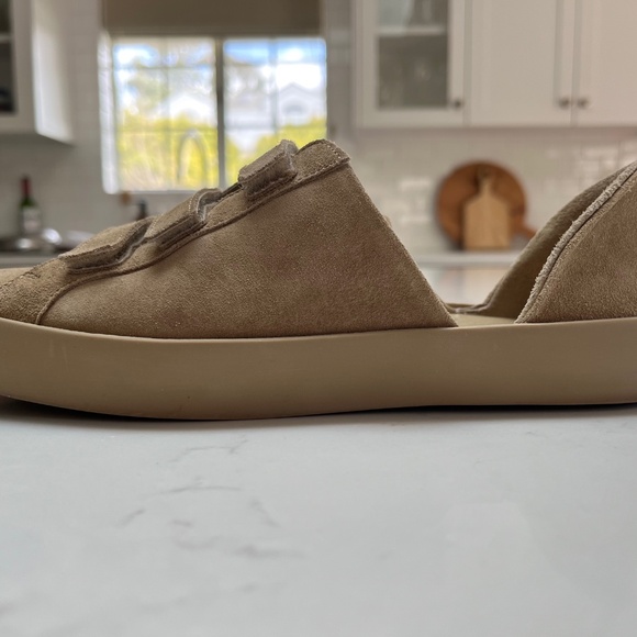 Freda Salvador Libby D’Orsay Sneaker in Stucco Suede, size 7 - Picture 5 of 13